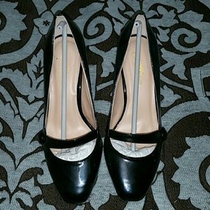 Journee collection patent heels